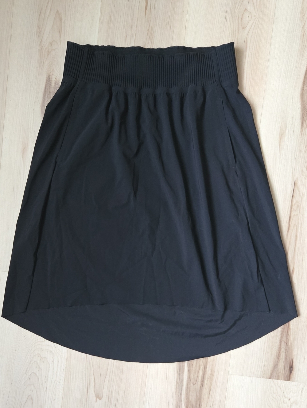 Athleta Cosmic Skirt, Black, Size Small